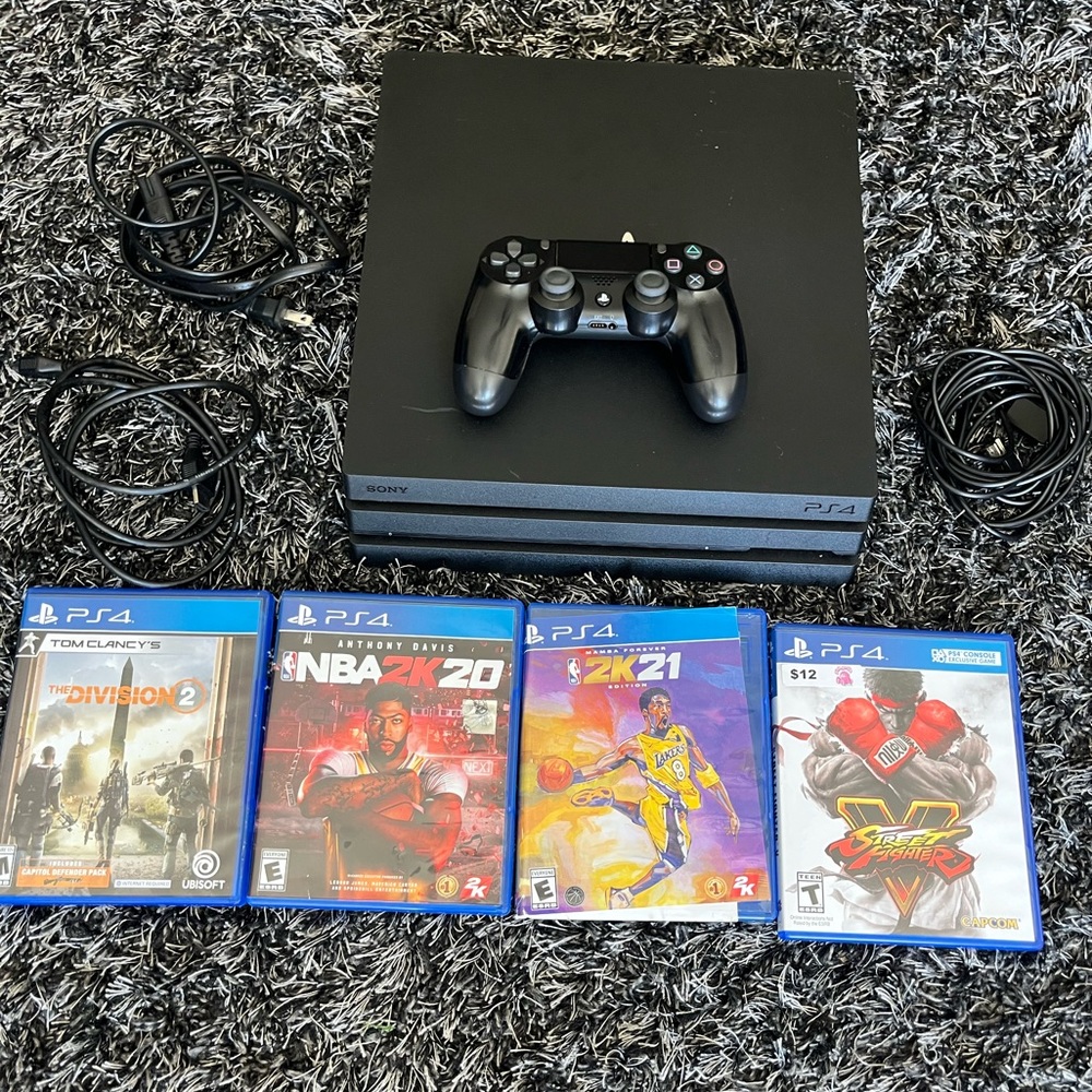 PS4 in good condition